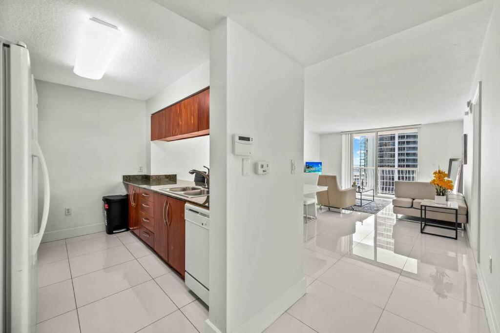 Luxurious 1 Bed Apartment In Brickell • Ocean View Miami Exterior foto